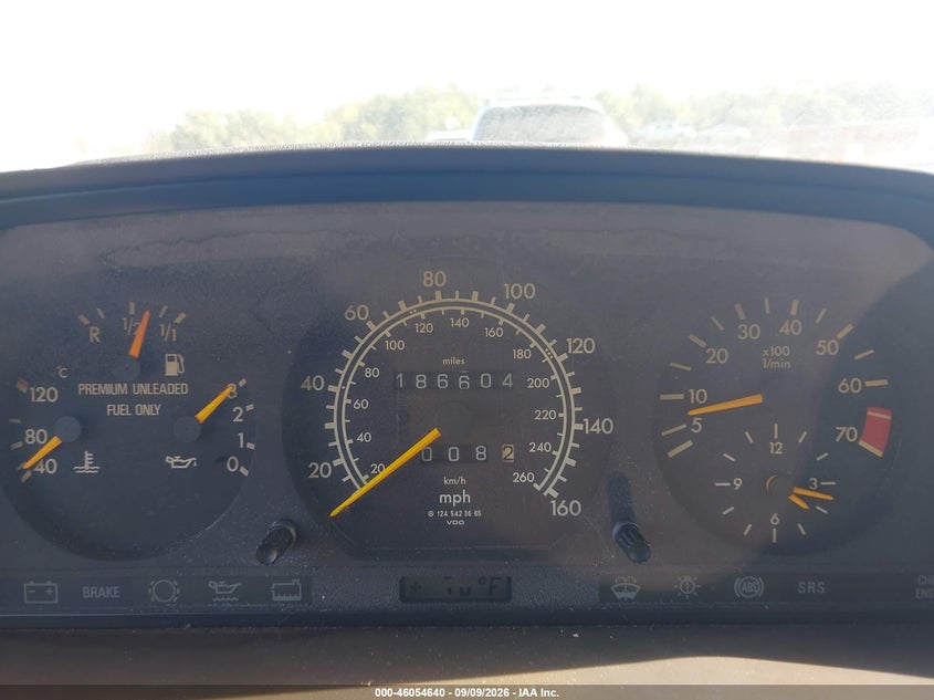 1994 MERCEDES-BENZ E auction photo 7