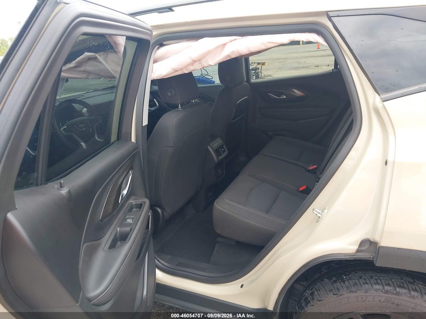 2023 GMC TERRAIN auction photo 8