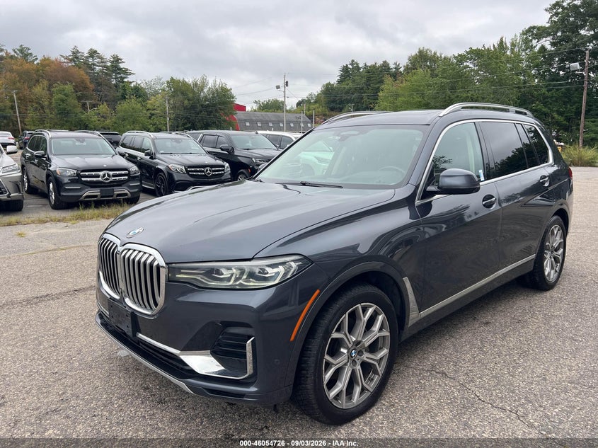 2020 BMW X7 auction photo 2