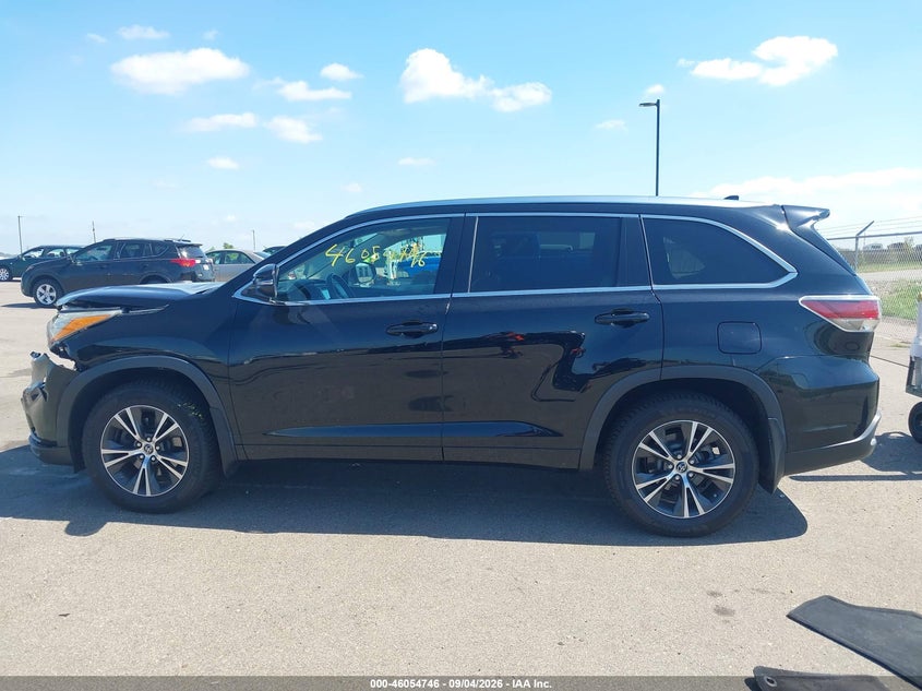TOYOTA HIGHLANDER - zdjęcie 14