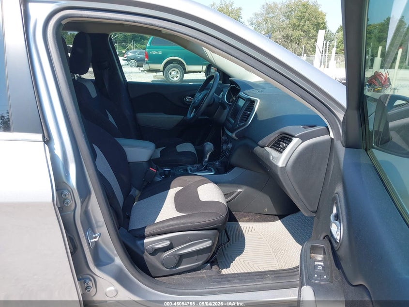 2014 JEEP CHEROKEE SPORT UTILITY VEHICLE 2.4L I-4 VVT, REGULAR , 184HP