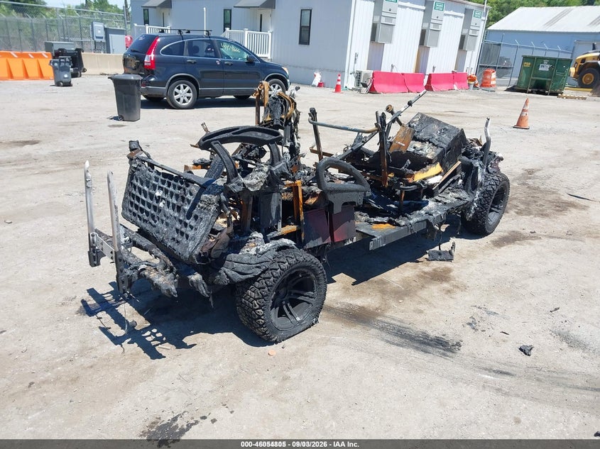 2023 BINTELLI BEYOND GOLF CART auction photo 4