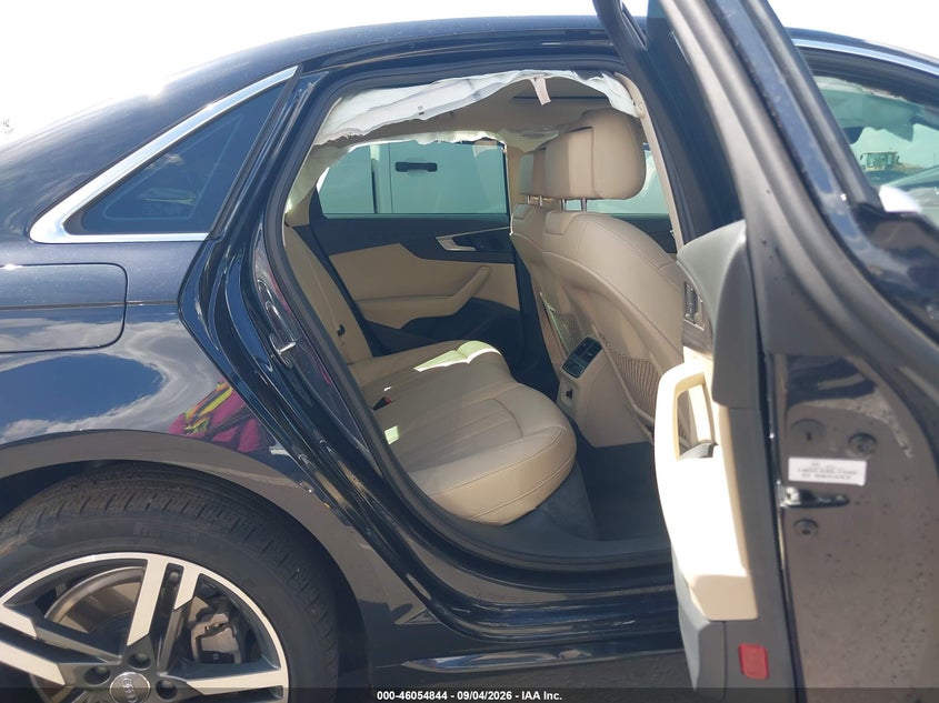 AUDI A4 2018 VIN WAULMAF47JN018661
