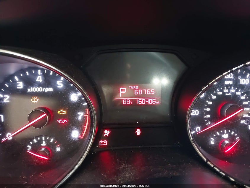 2016 KIA SEDONA auction photo 7