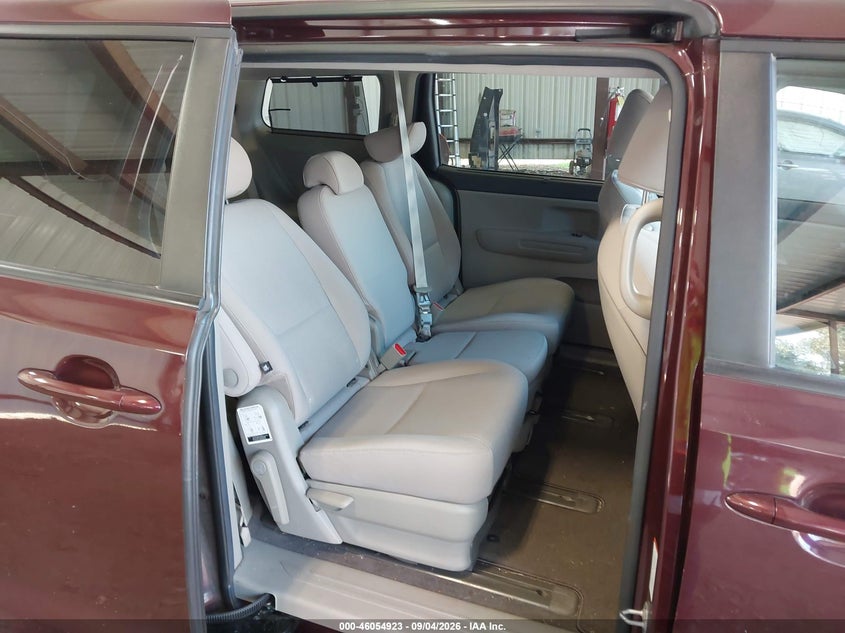 2016 KIA SEDONA auction photo 8