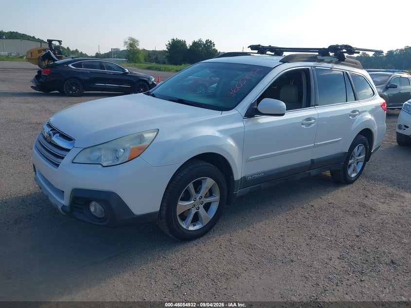 2013 SUBARU OUTBACK auction photo 2