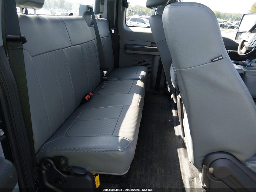 2016 FORD F-350 auction photo 8
