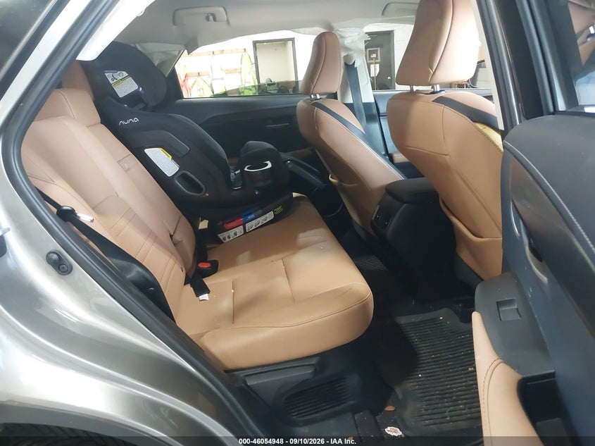 LEXUS NX 200T - zdjęcie 8