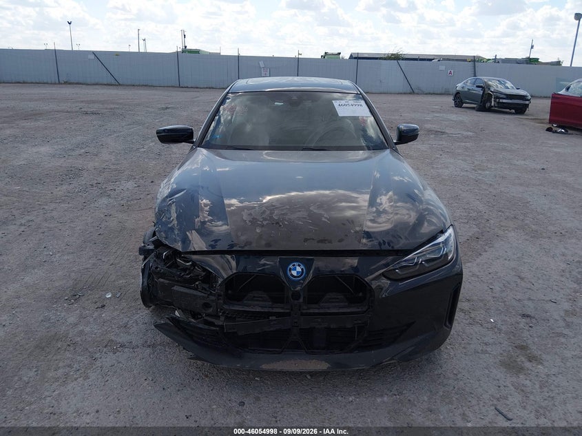2023 BMW I4 EDRIVE40 · Фото 12