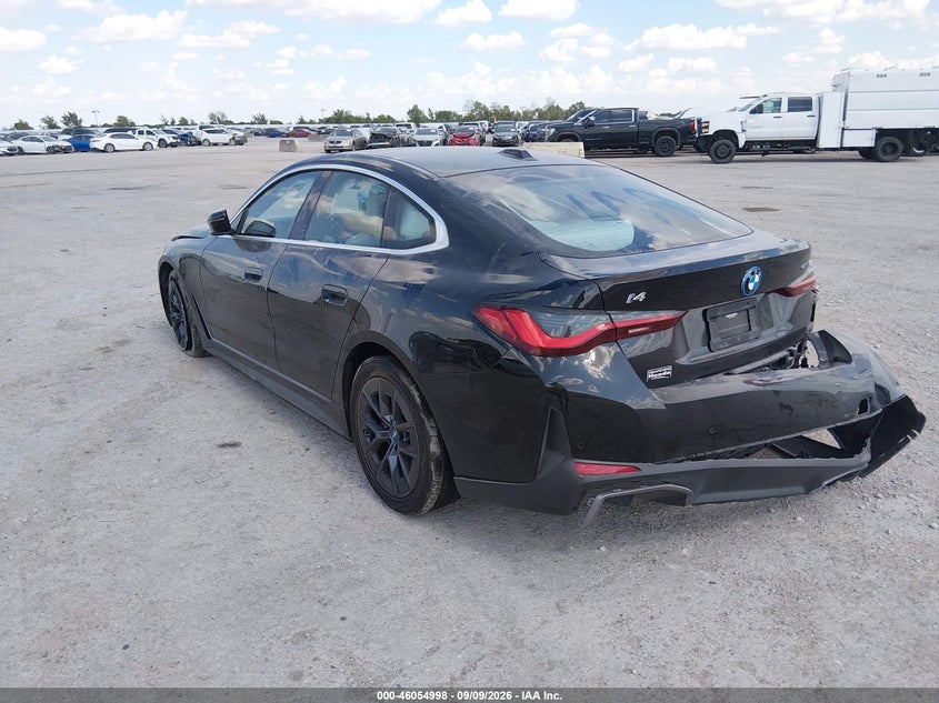 2023 BMW I4 EDRIVE40 · Фото 3