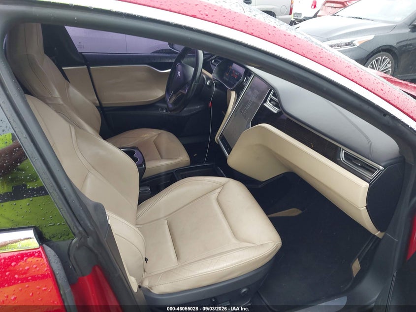 2016 TESLA MODEL S auction photo 5