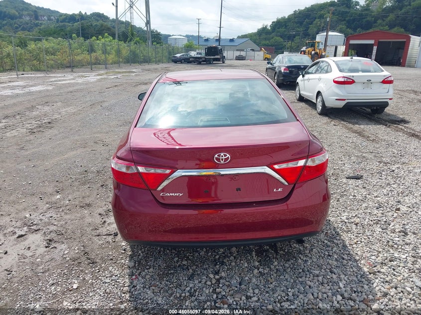 TOYOTA CAMRY - zdjęcie 17