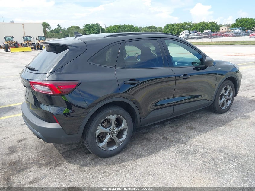 2025 FORD ESCAPE auction photo 4