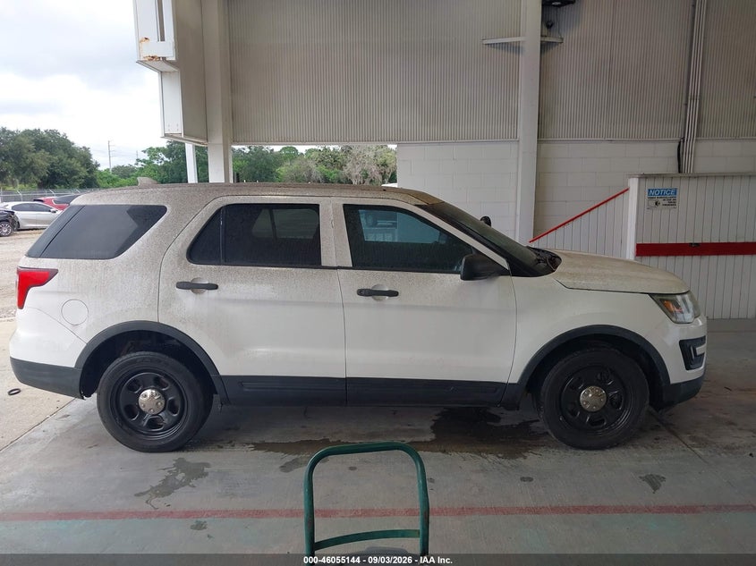 FORD UTILITY POLICE INTERCEPTOR 2017 VIN 1FM5K8AR1HGB71589
