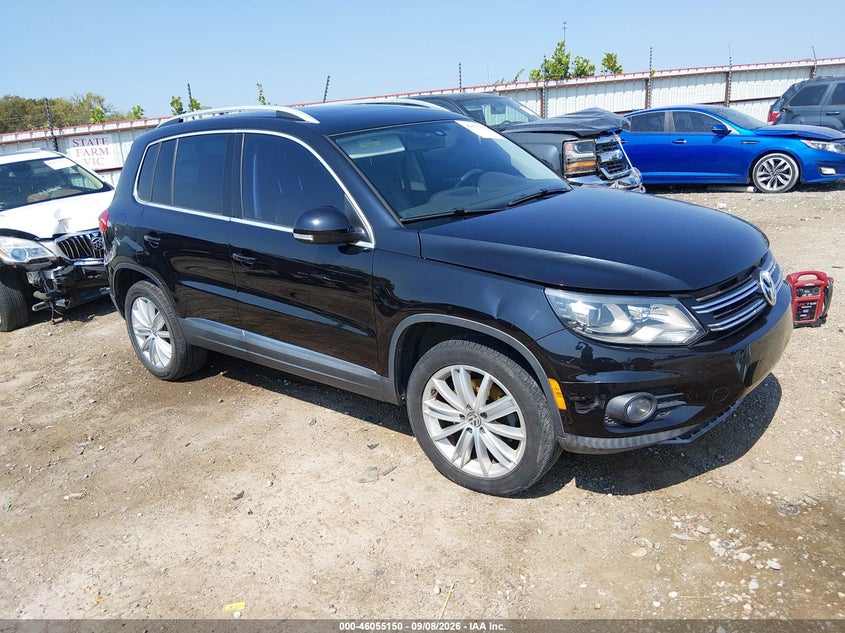 2016 VOLKSWAGEN TIGUAN SE
