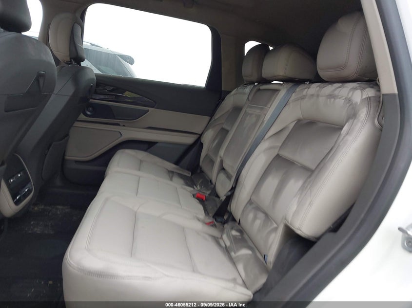 LINCOLN NAUTILUS 2025 VIN 5LMPJ8JA6SJ973374