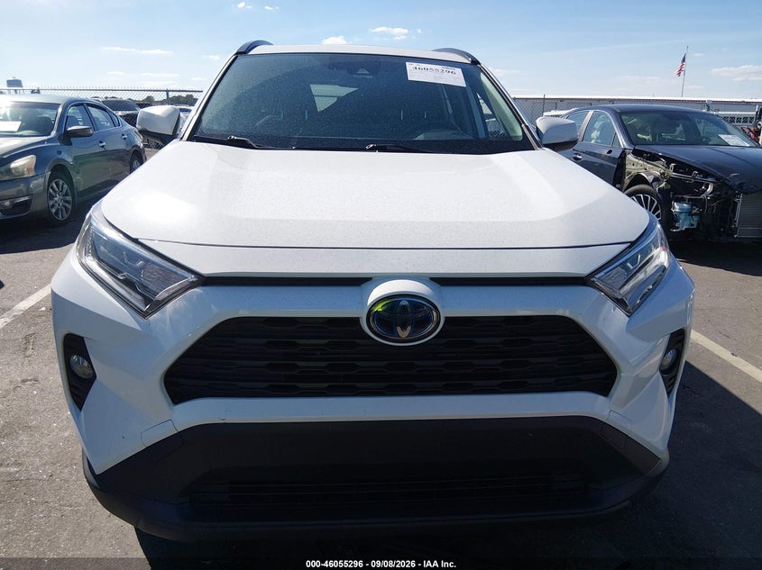 TOYOTA RAV4 HYBRID - zdjęcie 12