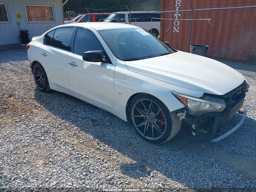 2015 INFINITI Q50