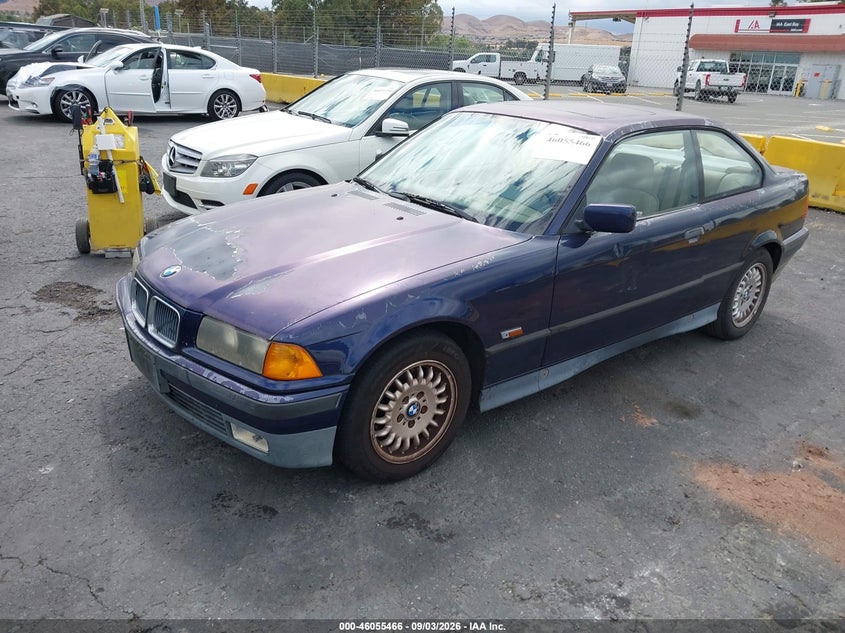 1995 BMW 325 auction photo 2