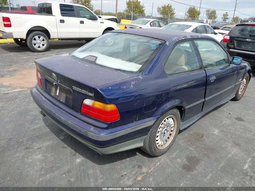 1995 BMW 325 auction photo 4