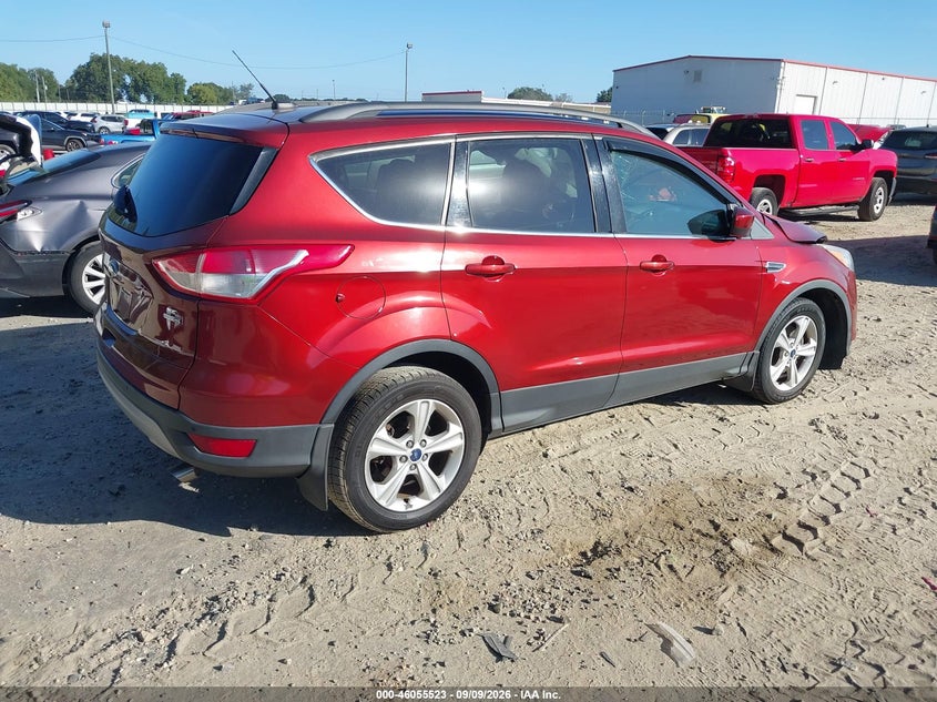 Vin: 1fmcu9gx4euc06250, lot: 46555045, ford escape se 20144