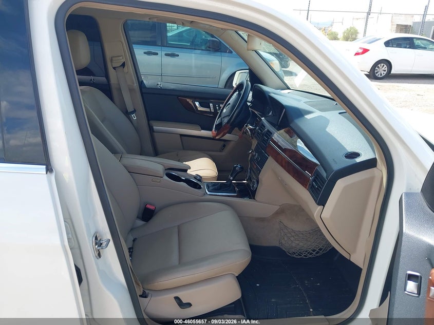 2012 MERCEDES-BENZ GLK 350 auction photo 5
