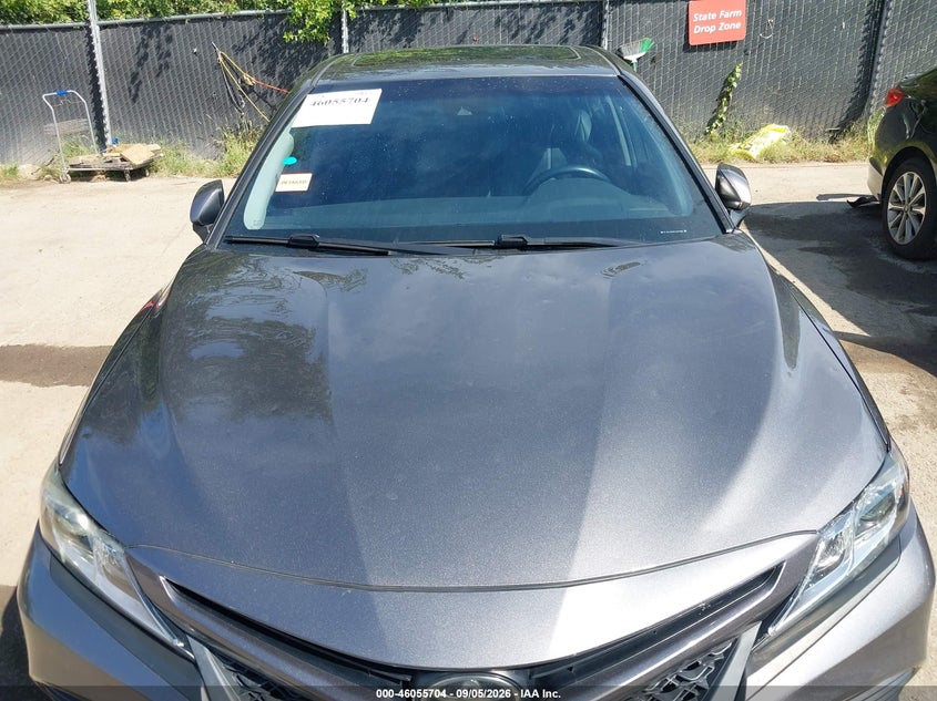 TOYOTA CAMRY - zdjęcie 6