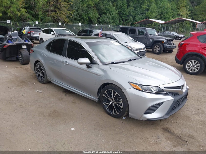 Vin: 4t1b11hk8ju521622, lot: 46555259, toyota camry se 2018 img_1