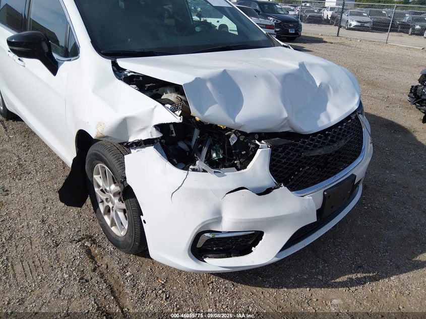 CHRYSLER PACIFICA - zdjęcie 17