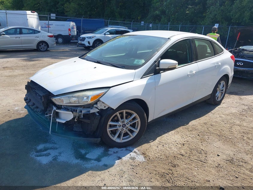 Vin: 1fadp3f28hl330377, lot: 46555309, ford focus se 20172