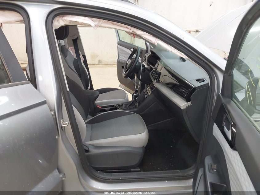 2024 VOLKSWAGEN TAOS auction photo 5