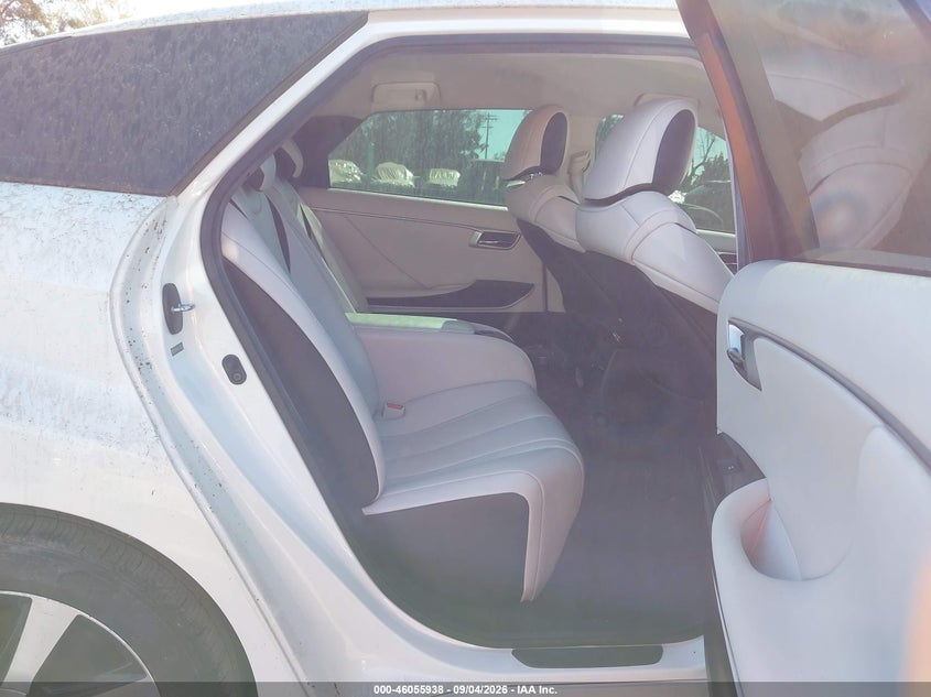 2020 TOYOTA MIRAI auction photo 8