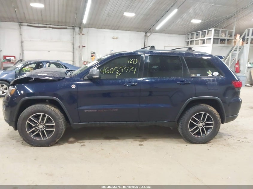 JEEP GRAND CHEROKEE - zdjęcie 14