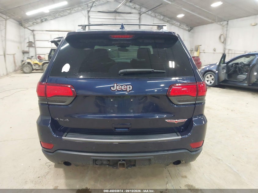 JEEP GRAND CHEROKEE - zdjęcie 16
