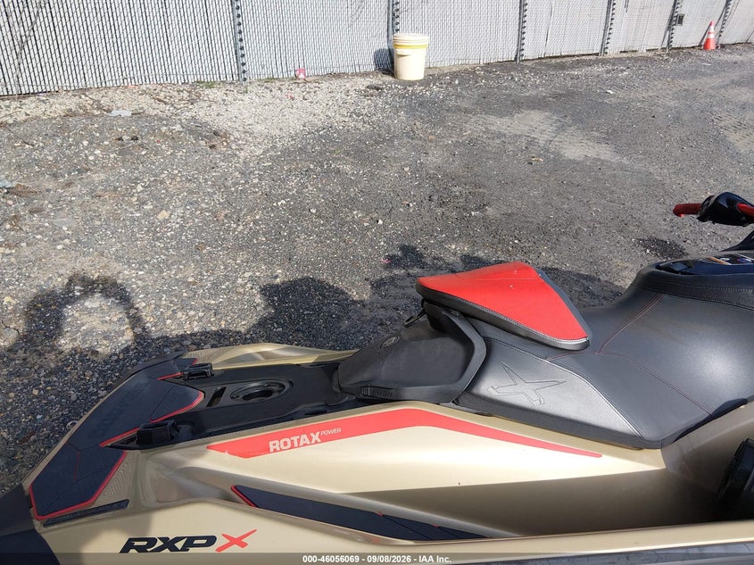 2025 SEADOO RXT-X 300 auction photo 8