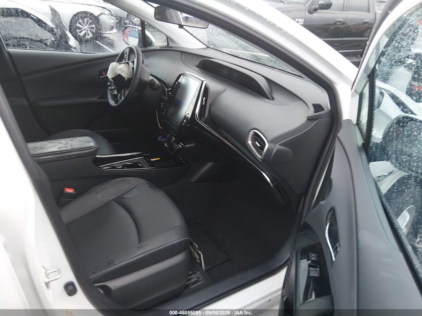 TOYOTA PRIUS PRIME - zdjęcie 5