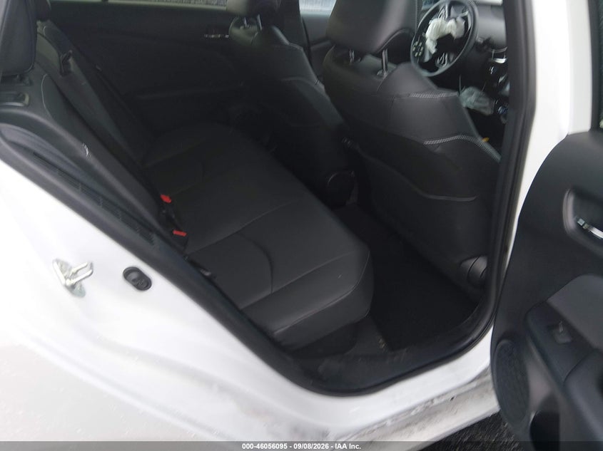TOYOTA PRIUS PRIME - zdjęcie 8