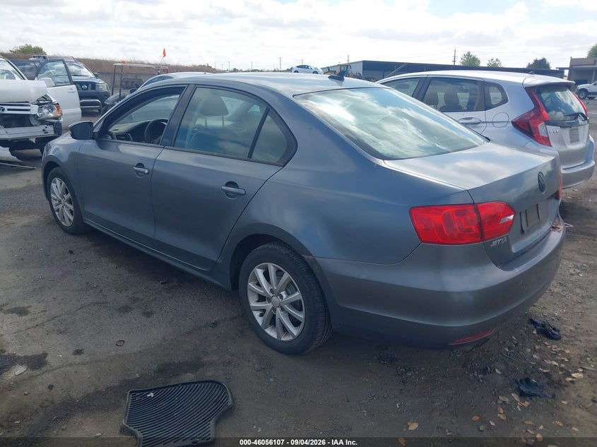 2011 VOLKSWAGEN JETTA auction photo 3