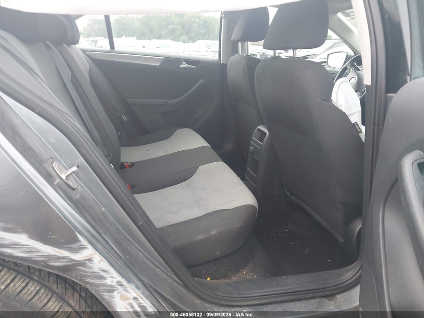 2017 VOLKSWAGEN JETTA 1.4T S · Фото 8