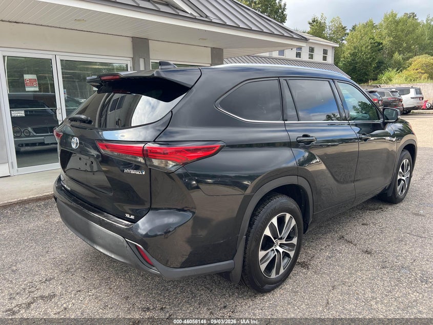 2021 TOYOTA HIGHLANDER auction photo 4