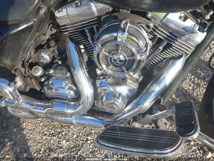 HARLEY-DAVIDSON FLHX 2009