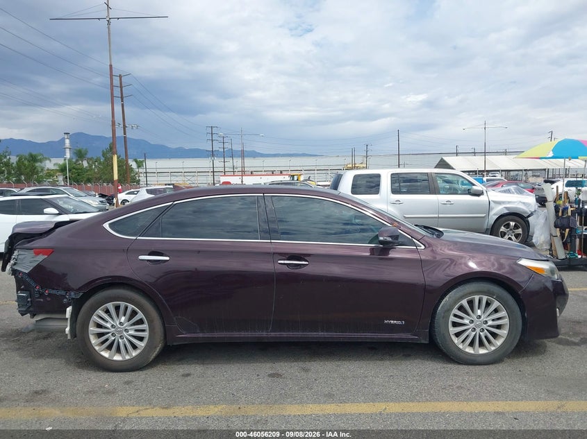2013 TOYOTA AVALON HYBRID LIMITED · Фото 14