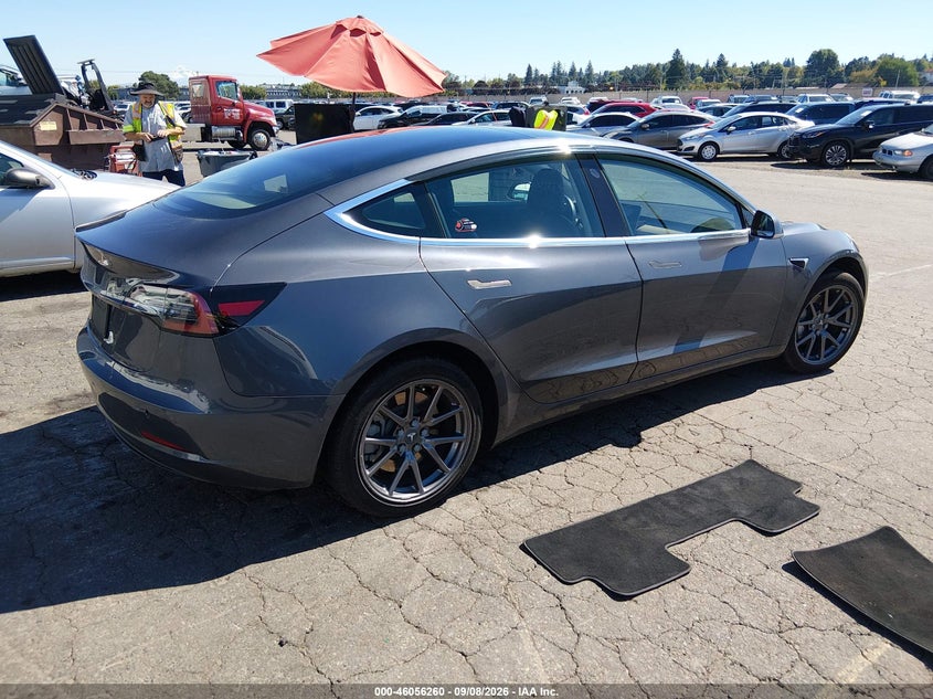 Vin: 5yj3e1ea9jf158894, lot: 46555782, tesla model 3 long range/mid range 20184