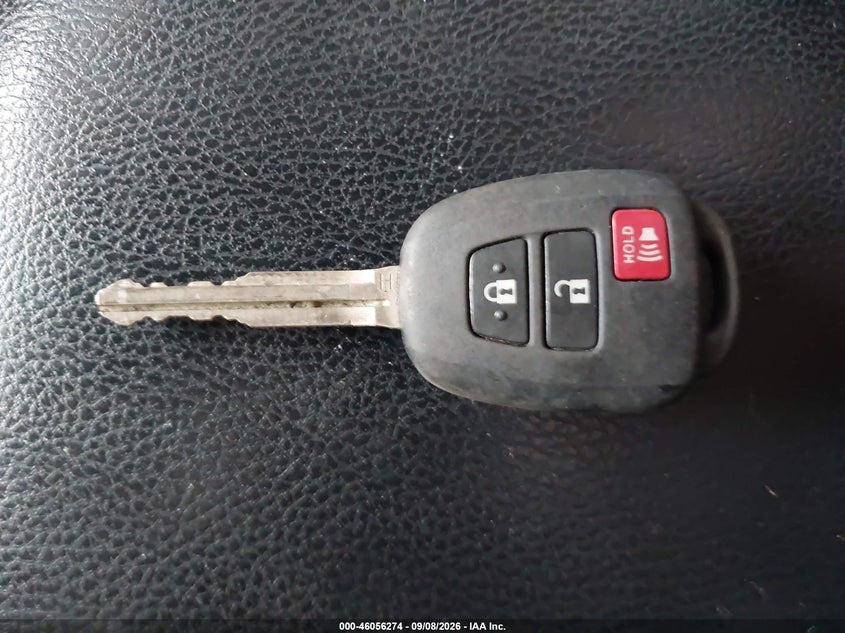 TOYOTA RAV4 - zdjęcie 11