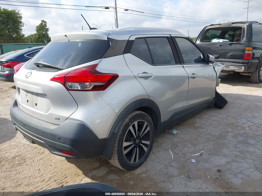 2018 NISSAN KICKS auction photo 4