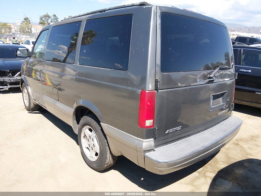2004 CHEVROLET ASTRO — zdjęcie 3