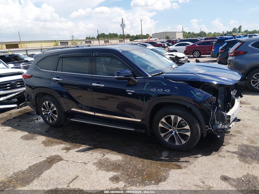 TOYOTA HIGHLANDER - zdjęcie 14