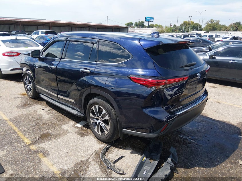 TOYOTA HIGHLANDER - zdjęcie 3