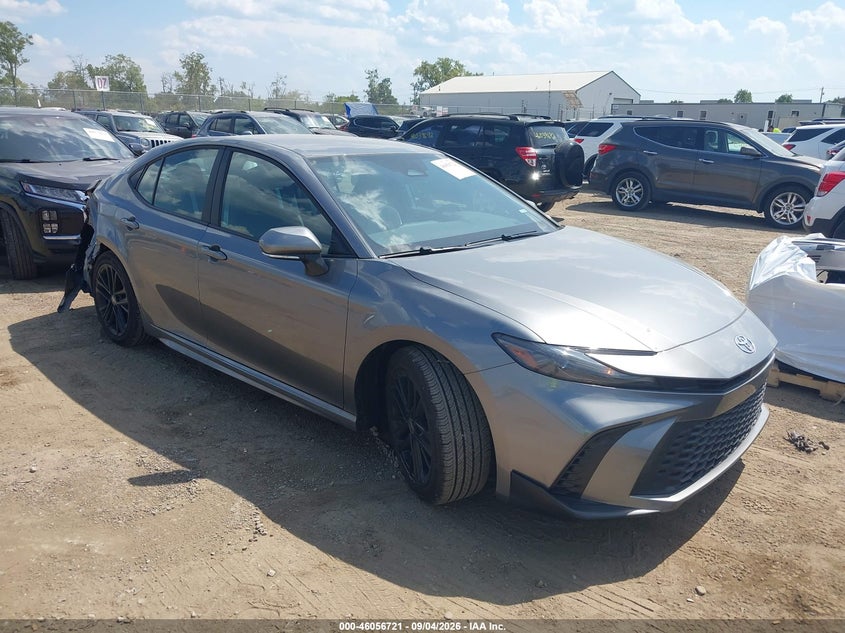 TOYOTA CAMRY - zdjęcie 1