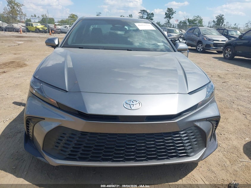 TOYOTA CAMRY - zdjęcie 12